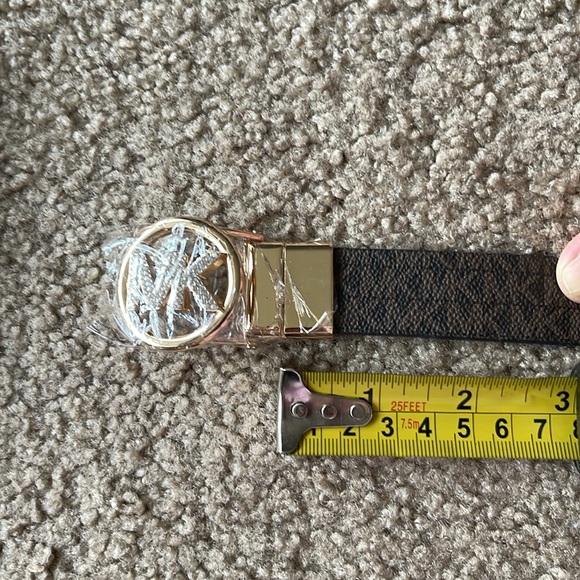 Michael Kors Women's Brown Reversible Pave Logo Belt in Box. NWT - Picture 15 of 16